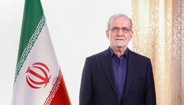 برای عبور از تنگناها باید به صداقت علوی و عدالت غدیری بازگردیم